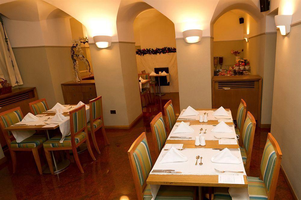 Hotel Vardar Kotor Ngoại thất bức ảnh