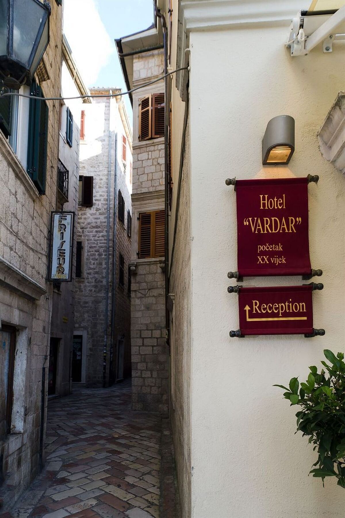 Hotel Vardar Kotor Ngoại thất bức ảnh